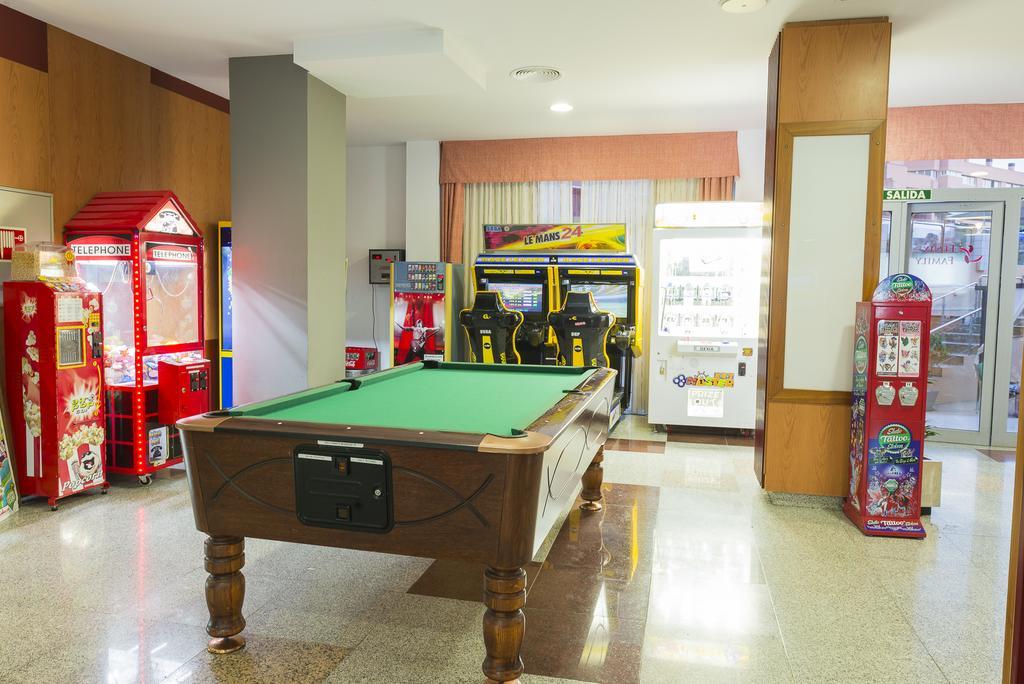 Apartamentos Fenix Beach Roquetas de Mar Kültér fotó