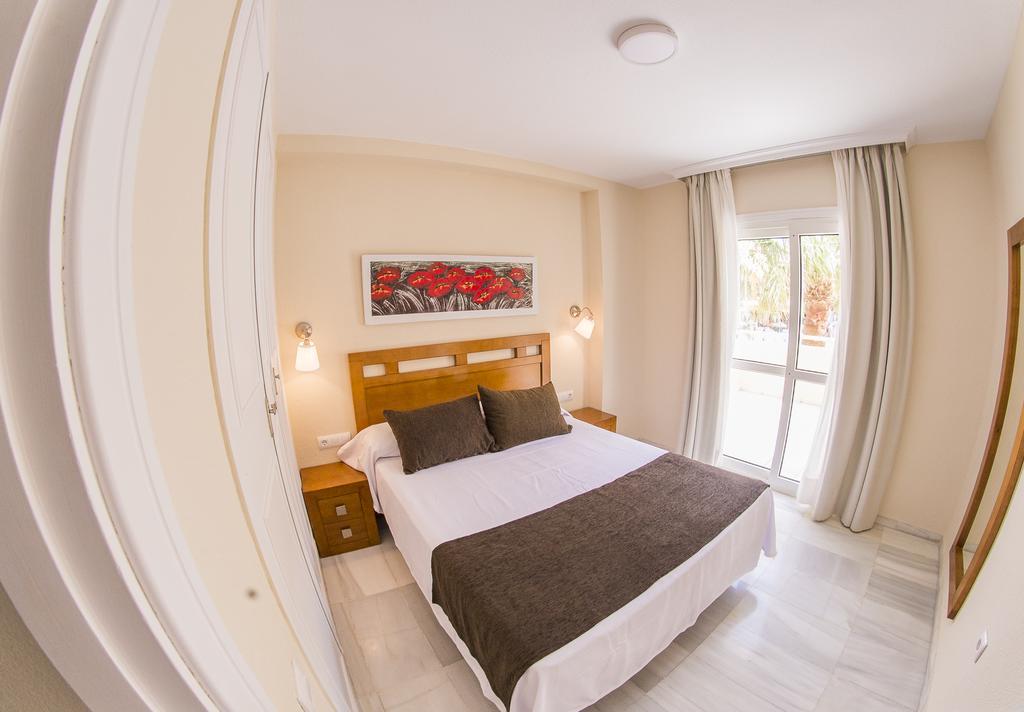 Apartamentos Fenix Beach Roquetas de Mar Kültér fotó